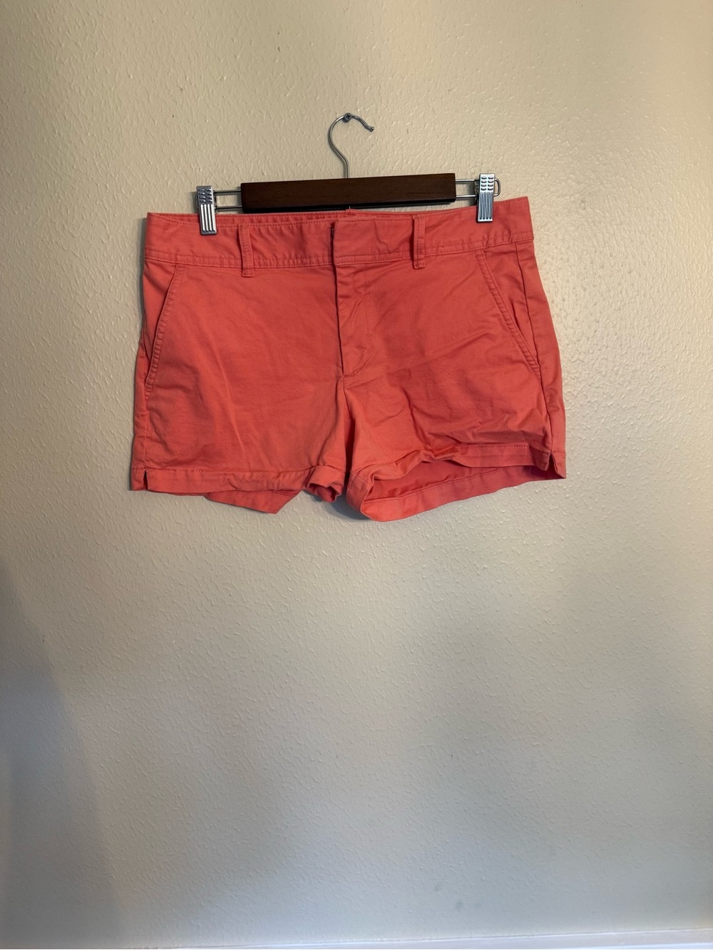 GAP Coral Chino Bermuda Shorts size 6
